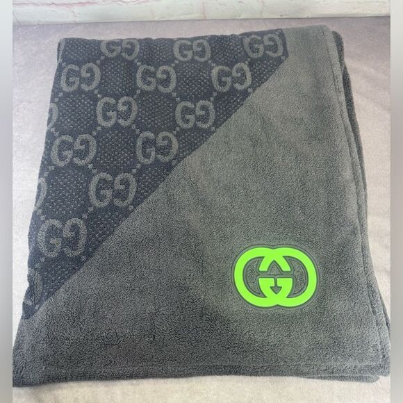 Gucci Gg Jumbo Jacquard Cotton Beach Towel Blanket - Picture 3 of 12